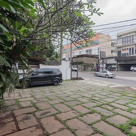 Imelda Residence Setrasari Redpartner Bandung Buitenkant foto