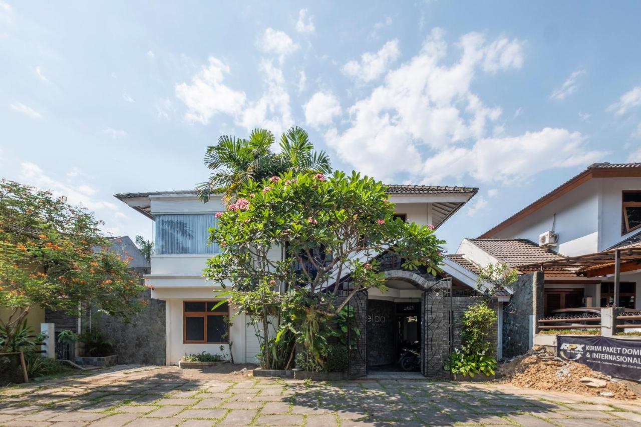 Imelda Residence Setrasari Redpartner Bandung Buitenkant foto
