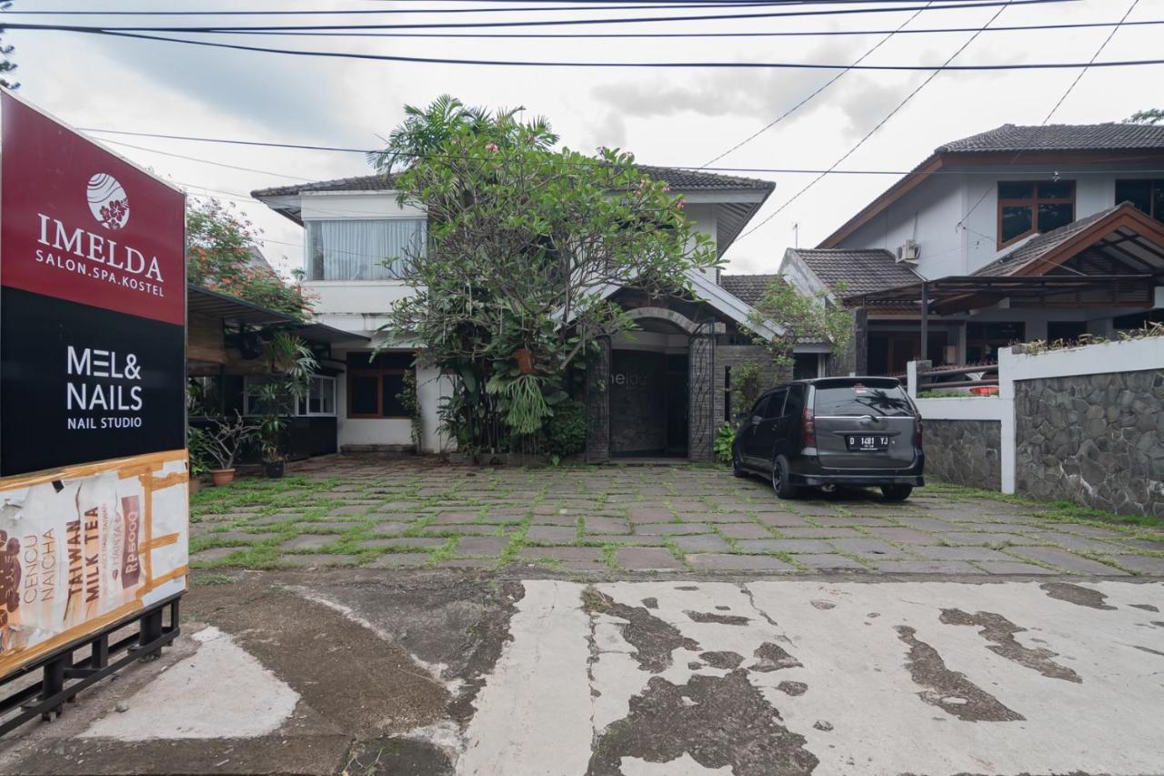 Imelda Residence Setrasari Redpartner Bandung Buitenkant foto
