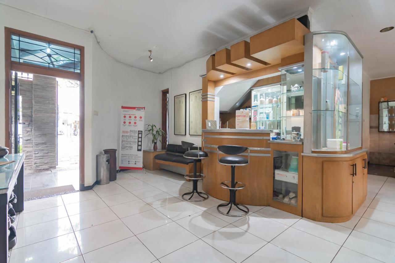 Imelda Residence Setrasari Redpartner Bandung Buitenkant foto