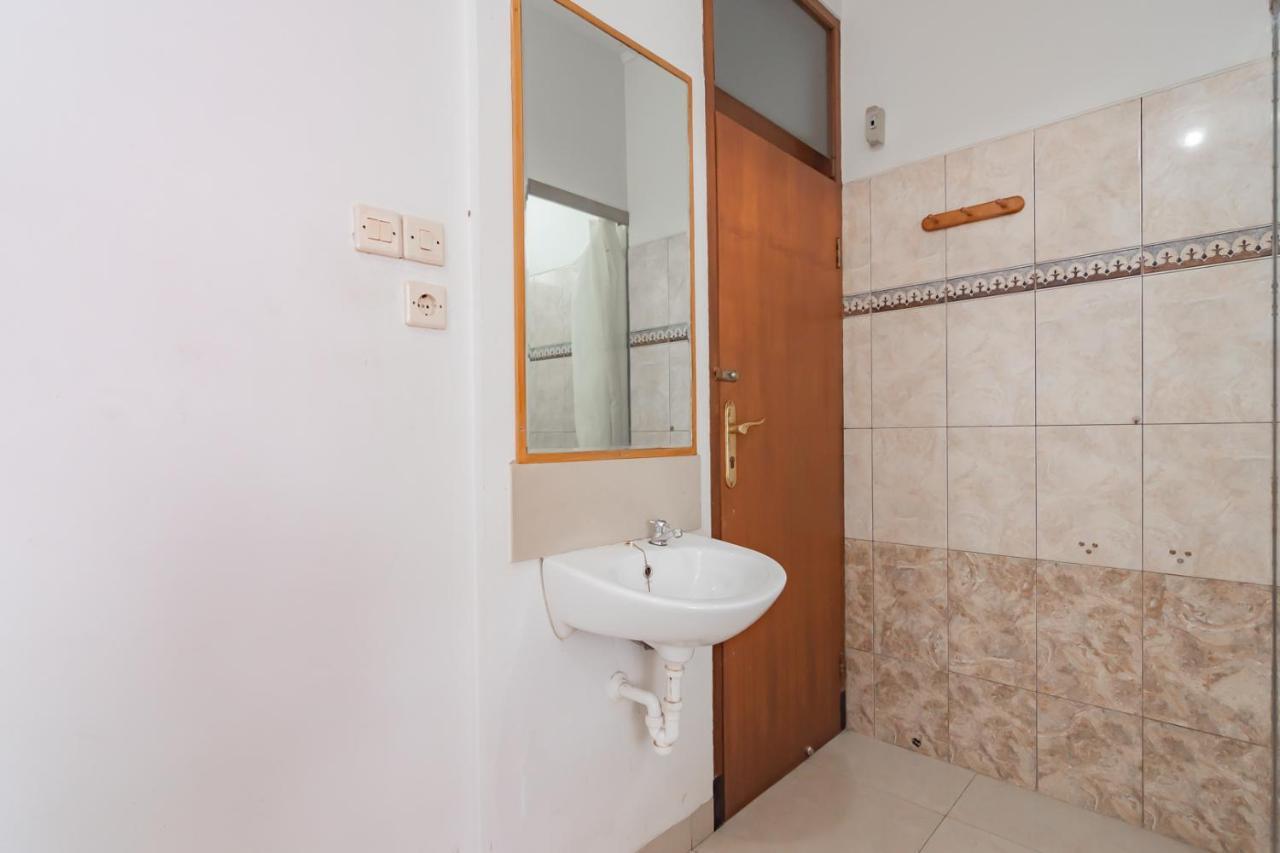 Imelda Residence Setrasari Redpartner Bandung Buitenkant foto